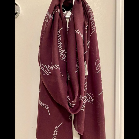 🔥🧣Chopard Vintage Long Scarf 🧣🔥 - Picture 2 of 4